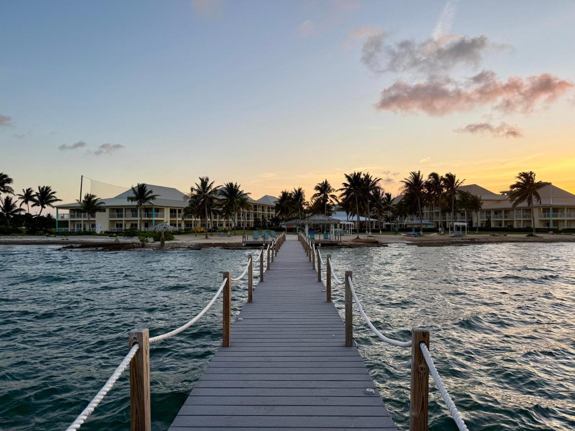 The Grand Caymanian Resort George Town Exterior foto