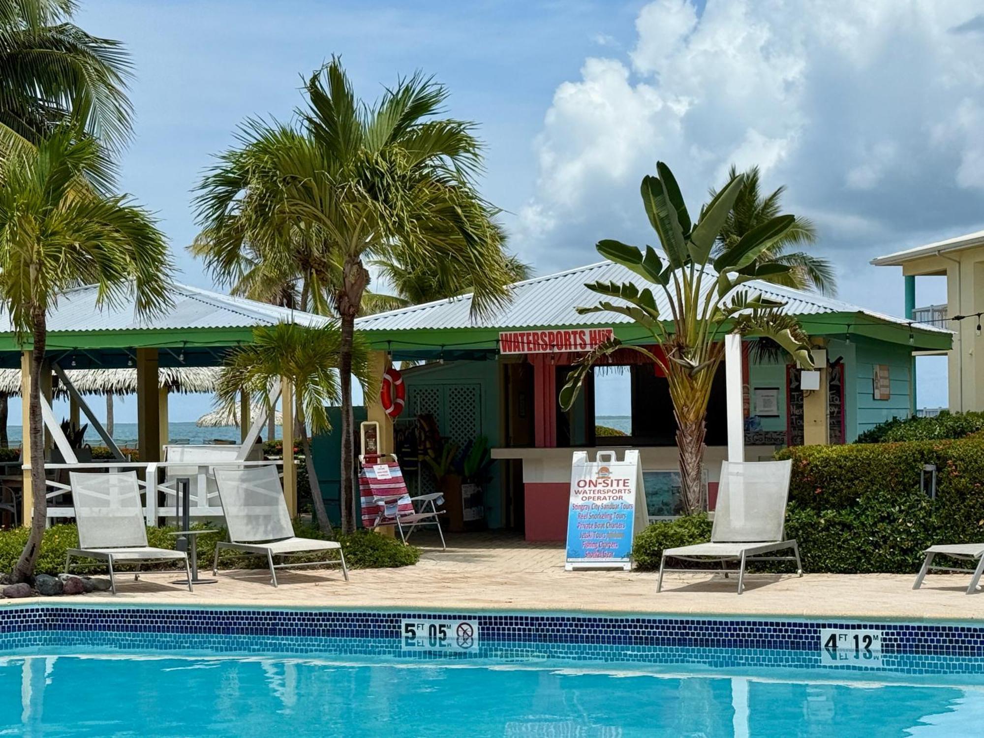 The Grand Caymanian Resort George Town Exterior foto